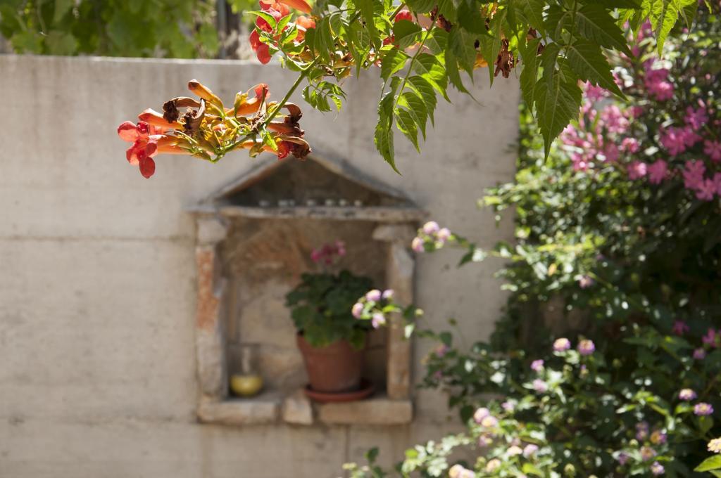 Stone House Na Rudini Villa ซลาริน ภายนอก รูปภาพ