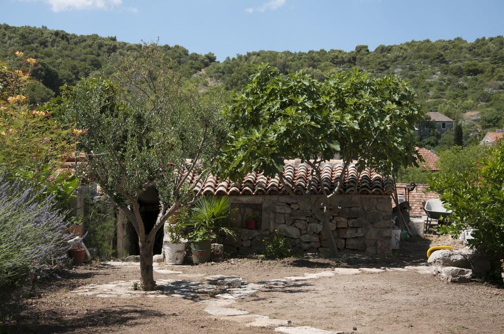 Stone House Na Rudini Villa ซลาริน ภายนอก รูปภาพ